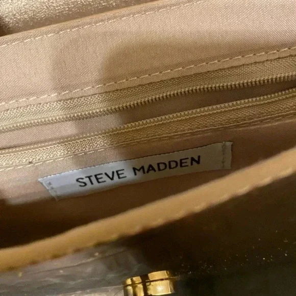 Steve Madden Elegant Rose Gold Faux Leather Envelope Snap Closure Ladies Purse - Picture 3 of 7